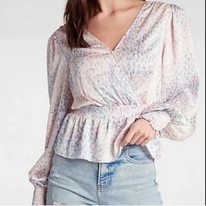 Express Satin Abstract Print Tie Back Peplum V-neck Top M